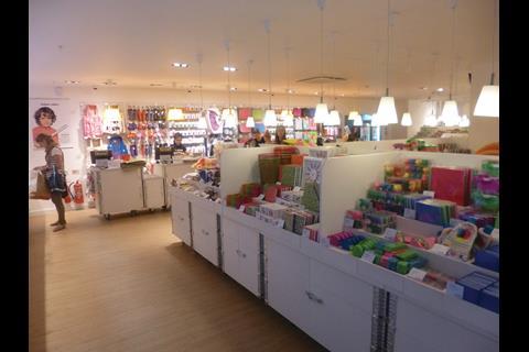 Tiger, Tottenham Court Road